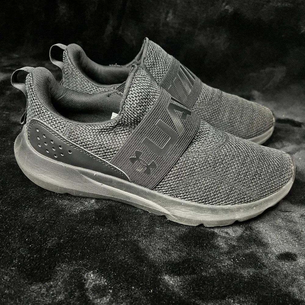 Under Armour Surge 3 Slip 3026507-002 Womens 9 Running Shoes Black Mesh Sneaker‎